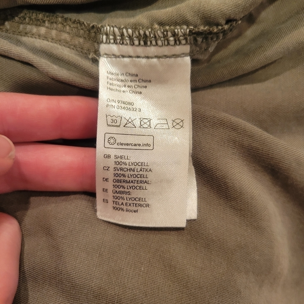 H&M Khaki Army Green Button Up Shirt Size 4 - Picture 7 of 7